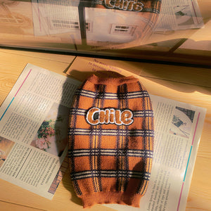 Keep Your Feline Fashion Forward with Our Vintage Plaid Pet Sweater